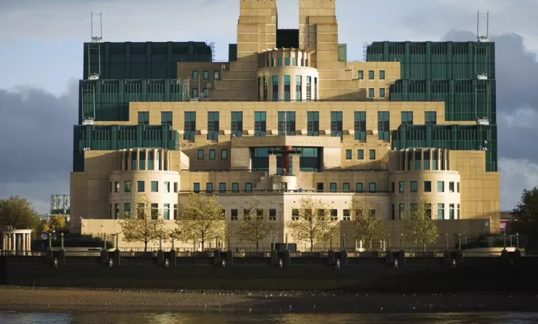 Is There a 00 Section in MI6? Unraveling the Myth and Revealing the Realities