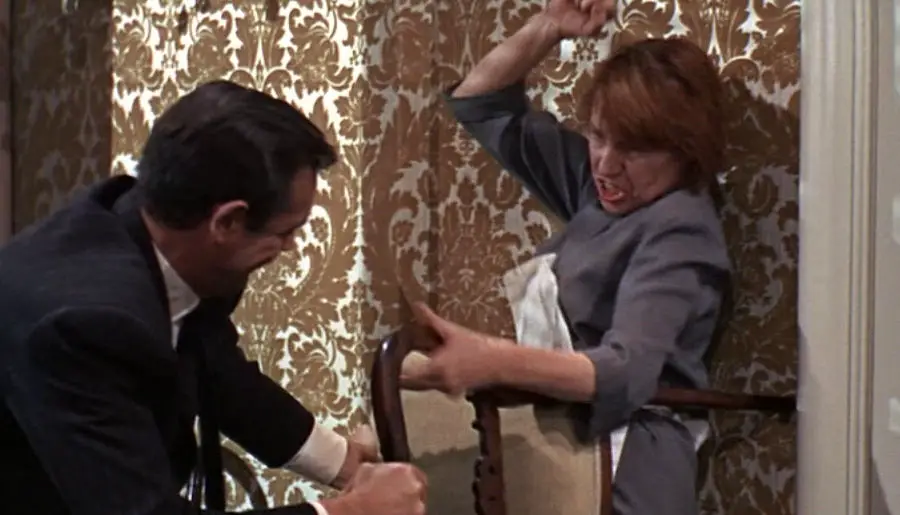 RJames Bond fighting Rosa Kleb in "From Russia With Love"