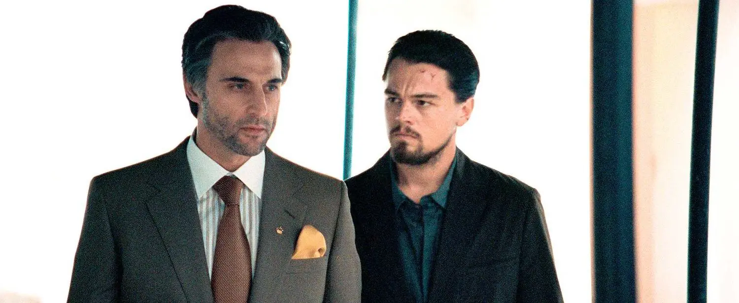 Mark strong and Leonardo Di Caprio in "Body Of Lies"