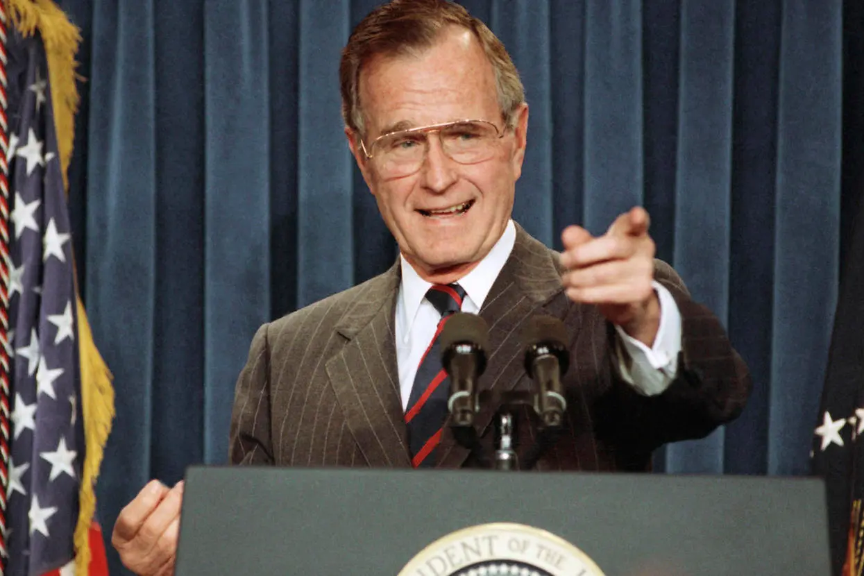 George H. W. Bush41st U.S. President 