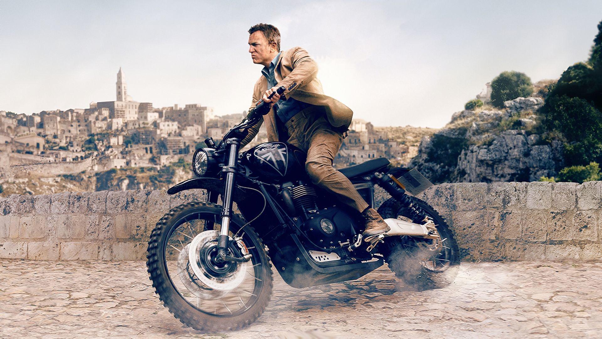 Ride Like James Bond 007 - No Time To Die - Triumph Motorcycle