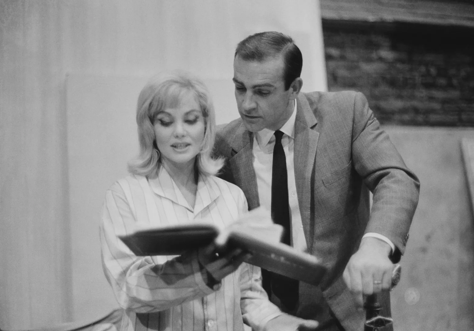 Diane Cilento and sean connery