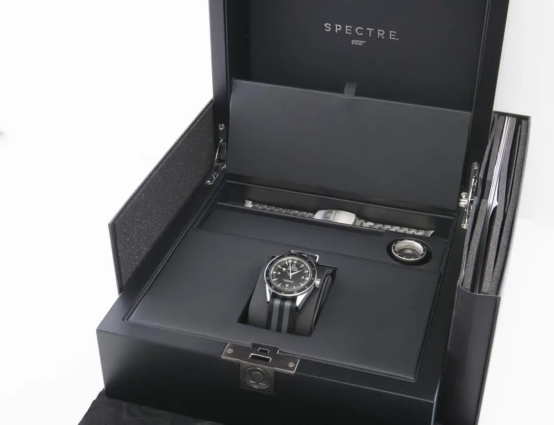Explore-the-Omega-Seamaster-300-Limited-Edition-007-Spectre-Toda
