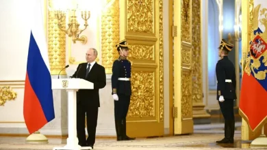 How Tall is Vladimir Putin?