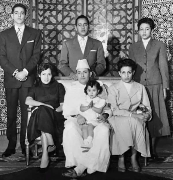 Sultan Mohammed Ben Youssef And The Royale Family